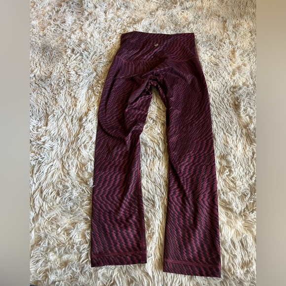 Lululemon Wunder Under crop high rise pants - Picture 7 of 7